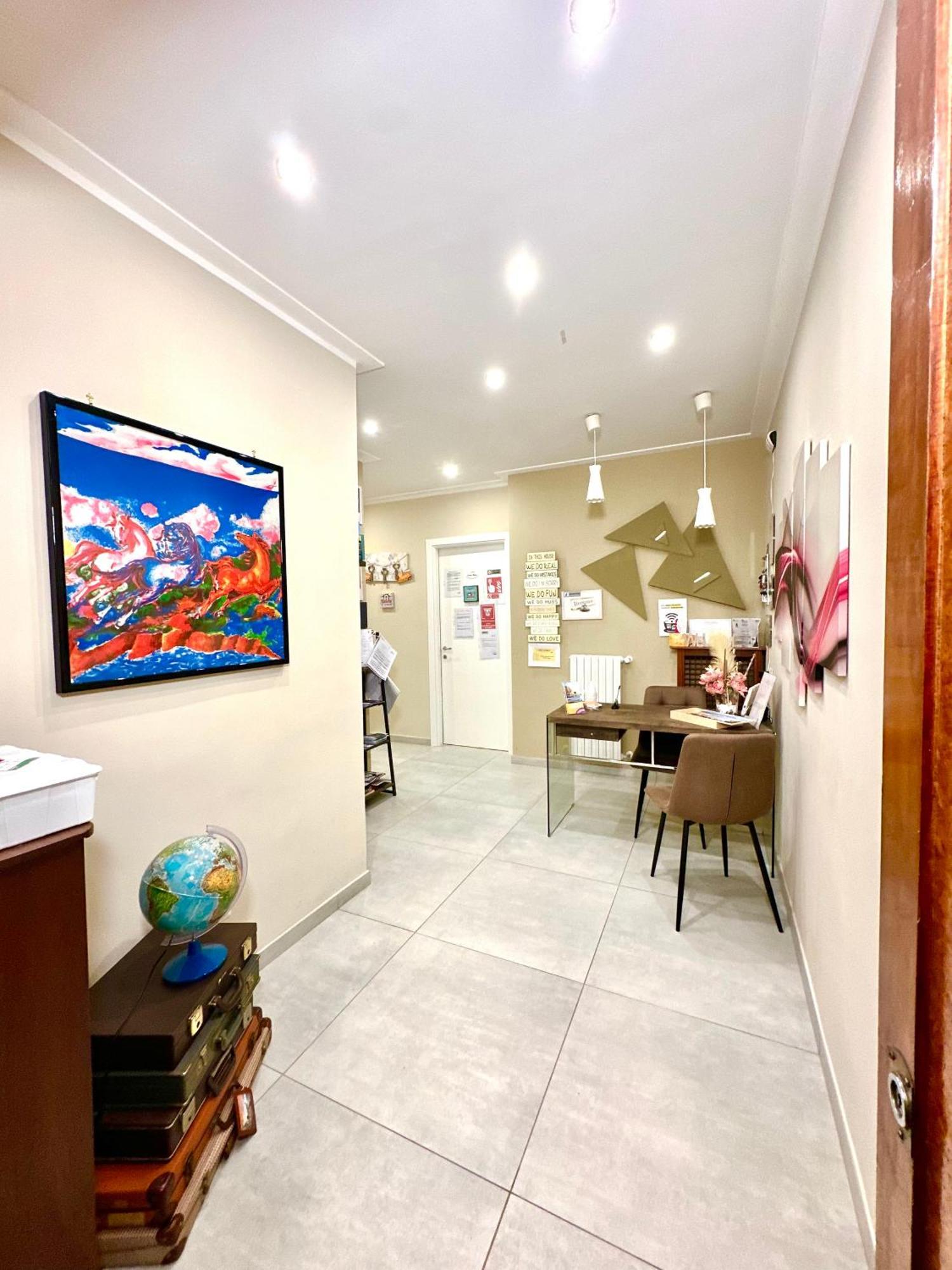 Tuttoincentro Bed & Breakfast Salerno Exterior foto
