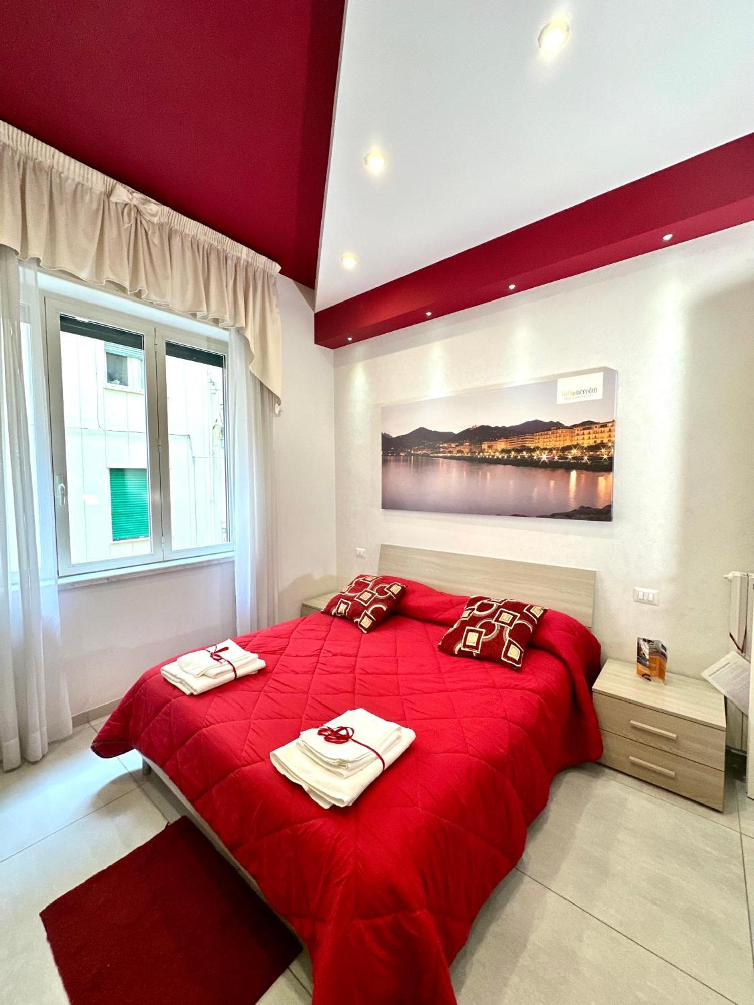 Tuttoincentro Bed & Breakfast Salerno Exterior foto